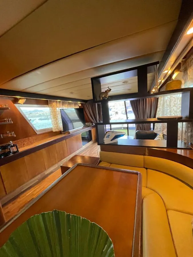 מלון לאס גלטאס Wonderful Yatch To Rent At Tenerif South